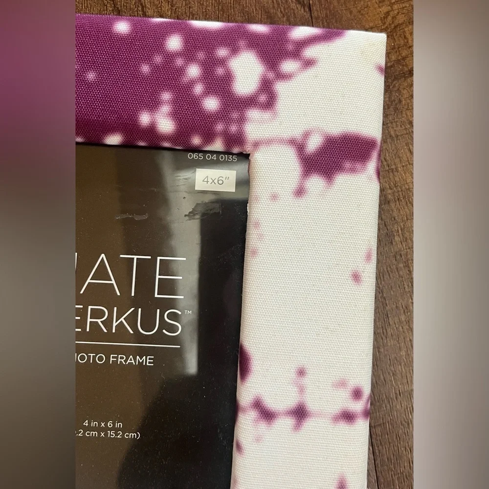 3 brand new Nate berkus quilted marble design picture frames 4”x6”